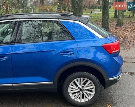 Синий Фольксваген Ти-Рок, объемом двигателя 1.5 л и пробегом 120 тыс. км за 21490 $, фото 6 на Automoto.ua