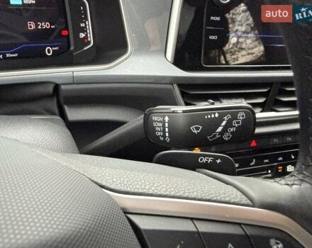 Синий Фольксваген Ти-Рок, объемом двигателя 1.5 л и пробегом 11 тыс. км за 26000 $, фото 26 на Automoto.ua