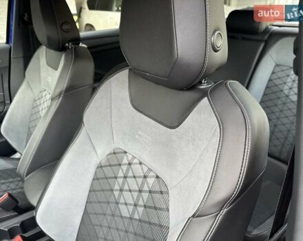 Синий Фольксваген Ти-Рок, объемом двигателя 1.5 л и пробегом 17 тыс. км за 28900 $, фото 51 на Automoto.ua