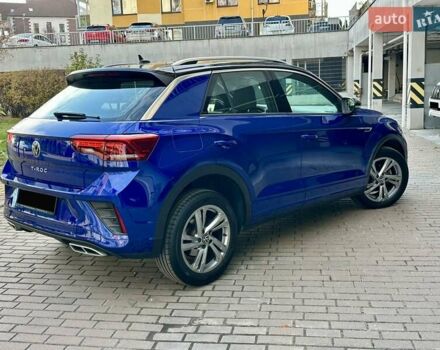 Синий Фольксваген Ти-Рок, объемом двигателя 1.5 л и пробегом 17 тыс. км за 28900 $, фото 4 на Automoto.ua