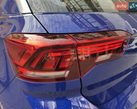 Синий Фольксваген Ти-Рок, объемом двигателя 1.5 л и пробегом 17 тыс. км за 28900 $, фото 33 на Automoto.ua