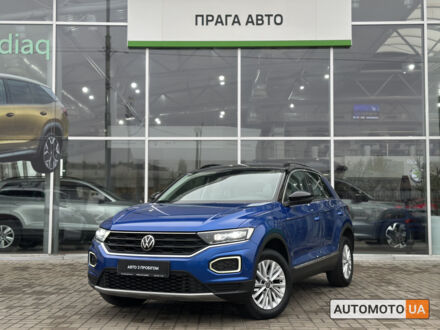 Синий Фольксваген Ти-Рок, объемом двигателя 1.5 л и пробегом 96 тыс. км за 23300 $, фото 1 на Automoto.ua