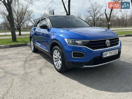 Фольксваген Ті-Рок 2021 у Запоріжжя на Automoto.ua Синій Фольксваген Ті-Рок, об'ємом двигуна 1.5 л та пробігом 45 тис. км за 24900 $, фото 1 на Automoto.ua