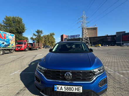Фольксваген Ті-Рок 2021 у Києві на Automoto.ua Синій Фольксваген Ті-Рок, об'ємом двигуна 1.5 л та пробігом 21 тис. км за 25500 $, фото 1 на Automoto.ua