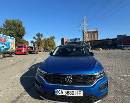 Синий Фольксваген Ти-Рок, объемом двигателя 1.5 л и пробегом 21 тыс. км за 25500 $, фото 1 на Automoto.ua