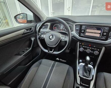 Фольксваген Ти-Рок 2020 в Киеве на Automoto.ua Оранжевый Фольксваген Ти-Рок, объемом двигателя 1.5 л и пробегом 85 тыс. км за 20000 $, фото 30 на Automoto.ua