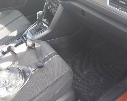 Фольксваген Ти-Рок 2020 в Киеве на Automoto.ua Оранжевый Фольксваген Ти-Рок, объемом двигателя 1.5 л и пробегом 49 тыс. км за 21300 $, фото 9 на Automoto.ua