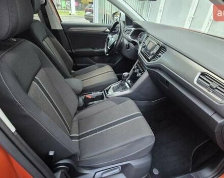 Фольксваген Ти-Рок 2020 в Киеве на Automoto.ua Оранжевый Фольксваген Ти-Рок, объемом двигателя 1.5 л и пробегом 85 тыс. км за 20000 $, фото 7 на Automoto.ua