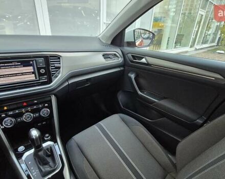 Фольксваген Ти-Рок 2020 в Киеве на Automoto.ua Оранжевый Фольксваген Ти-Рок, объемом двигателя 1.5 л и пробегом 85 тыс. км за 20000 $, фото 28 на Automoto.ua