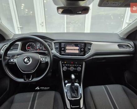 Фольксваген Ти-Рок 2020 в Киеве на Automoto.ua Оранжевый Фольксваген Ти-Рок, объемом двигателя 1.5 л и пробегом 85 тыс. км за 20000 $, фото 27 на Automoto.ua