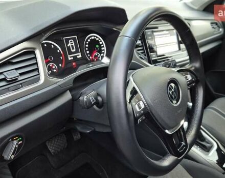 Фольксваген Ти-Рок 2020 в Киеве на Automoto.ua Оранжевый Фольксваген Ти-Рок, объемом двигателя 1.5 л и пробегом 85 тыс. км за 20000 $, фото 26 на Automoto.ua