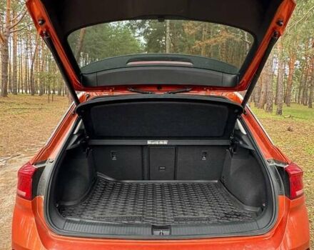 Оранжевый Фольксваген Ти-Рок, объемом двигателя 1.5 л и пробегом 33 тыс. км за 23000 $, фото 6 на Automoto.ua