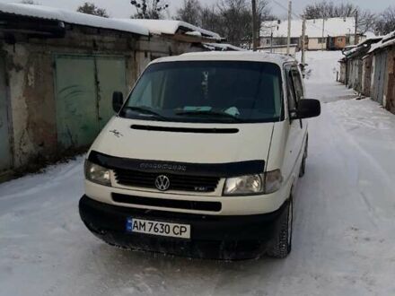 Фольксваген T4 (Transporter) груз-пасс. 2003 в Новорад-Волынском на Automoto.ua Белый Фольксваген T4 (Transporter) груз-пасс., объемом двигателя 2.5 л и пробегом 280 тыс. км за 7200 $, фото 1 на Automoto.ua