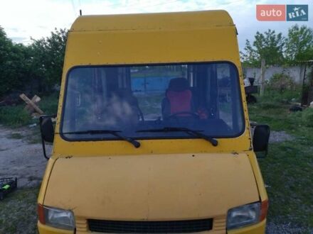 Фольксваген T4 (Transporter) груз-пасс. 1996 в Киеве на Automoto.ua Желтый Фольксваген T4 (Transporter) груз-пасс., объемом двигателя 2.4 л и пробегом 241 тыс. км за 7350 $, фото 1 на Automoto.ua