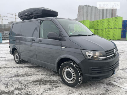 Фольксваген T6 (Transporter) груз 2019 у Києві на Automoto.ua Сірий Фольксваген T6 (Transporter) груз, об'ємом двигуна 2 л та пробігом 216 тис. км за 15800 $, фото 1 на Automoto.ua