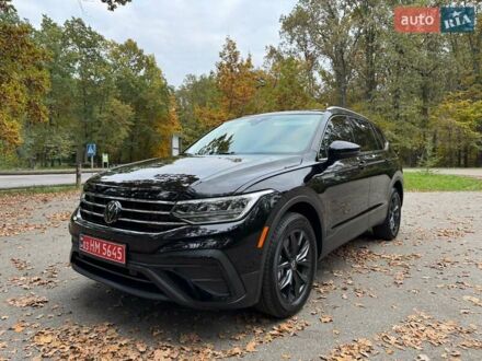 Фольксваген Taigun 2024 у Фастове на Automoto.ua Чорний Фольксваген Taigun, об'ємом двигуна 2 л та пробігом 4 тис. км за 30000 $, фото 1 на Automoto.ua