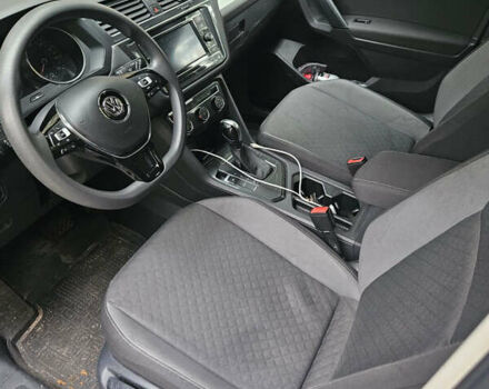 Фольксваген Taigun, об'ємом двигуна 2 л та пробігом 120 тис. км за 16999 $, фото 5 на Automoto.ua