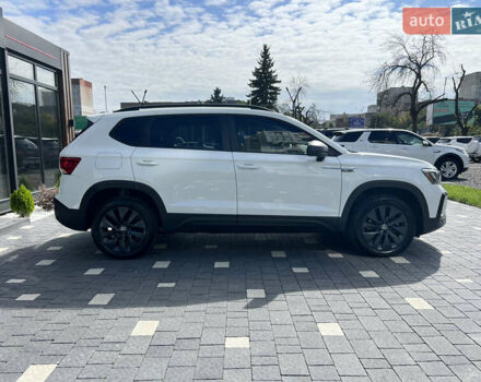 Білий Фольксваген Таос, об'ємом двигуна 1.5 л та пробігом 54 тис. км за 19300 $, фото 5 на Automoto.ua