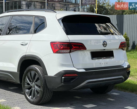 Білий Фольксваген Таос, об'ємом двигуна 1.5 л та пробігом 54 тис. км за 19300 $, фото 14 на Automoto.ua