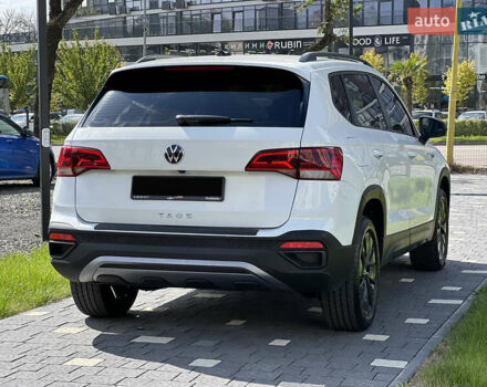 Білий Фольксваген Таос, об'ємом двигуна 1.5 л та пробігом 54 тис. км за 19300 $, фото 16 на Automoto.ua