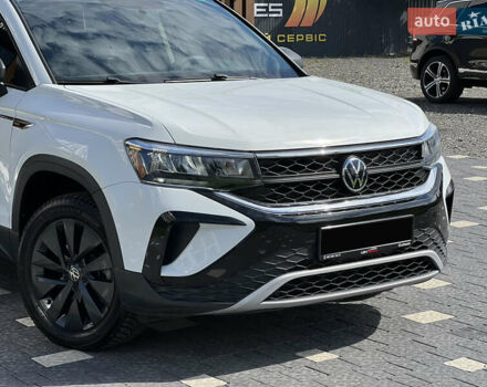 Білий Фольксваген Таос, об'ємом двигуна 1.5 л та пробігом 54 тис. км за 19300 $, фото 10 на Automoto.ua