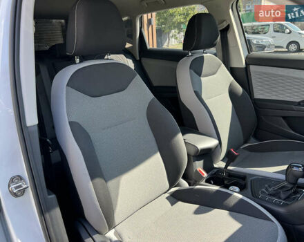 Білий Фольксваген Таос, об'ємом двигуна 1.5 л та пробігом 54 тис. км за 19300 $, фото 44 на Automoto.ua