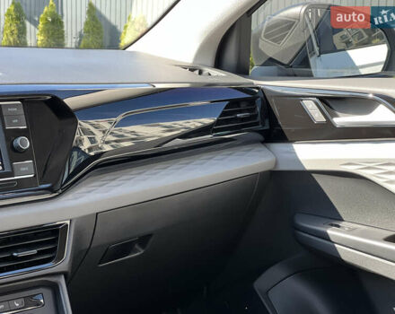 Білий Фольксваген Таос, об'ємом двигуна 1.5 л та пробігом 54 тис. км за 19300 $, фото 35 на Automoto.ua