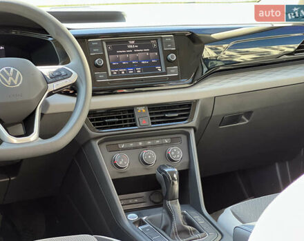 Білий Фольксваген Таос, об'ємом двигуна 1.5 л та пробігом 54 тис. км за 19300 $, фото 37 на Automoto.ua