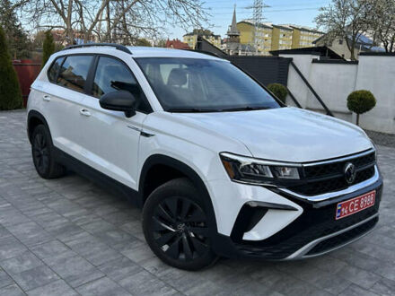 Фольксваген Таос 2023 в Ужгороде на Automoto.ua Белый Фольксваген Таос, объемом двигателя 1.5 л и пробегом 1 тыс. км за 21200 $, фото 1 на Automoto.ua