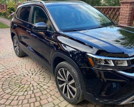 Черный Фольксваген Таос, объемом двигателя 1.5 л и пробегом 74 тыс. км за 17300 $, фото 3 на Automoto.ua