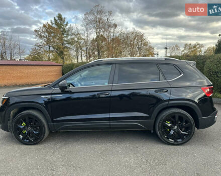 Черный Фольксваген Таос, объемом двигателя 1.5 л и пробегом 77 тыс. км за 18800 $, фото 9 на Automoto.ua