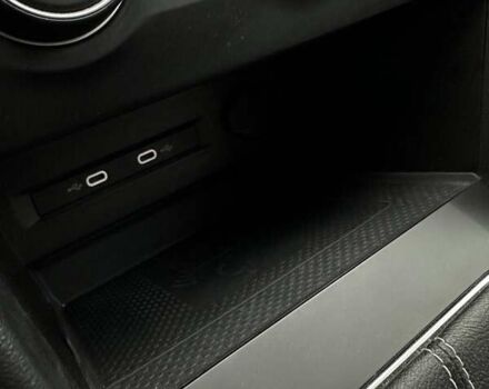 Черный Фольксваген Таос, объемом двигателя 1.5 л и пробегом 55 тыс. км за 19500 $, фото 37 на Automoto.ua