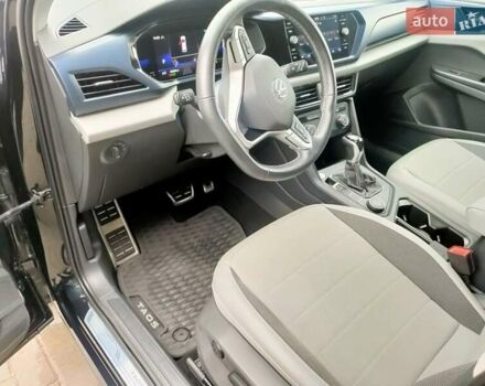 Черный Фольксваген Таос, объемом двигателя 1.5 л и пробегом 55 тыс. км за 20500 $, фото 18 на Automoto.ua