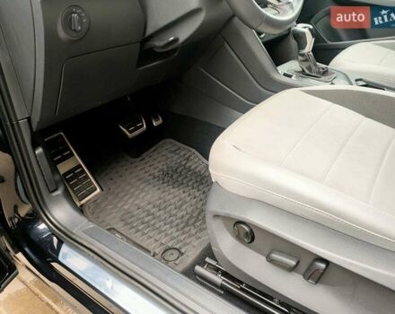 Черный Фольксваген Таос, объемом двигателя 1.5 л и пробегом 55 тыс. км за 20500 $, фото 10 на Automoto.ua