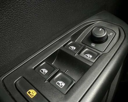 Черный Фольксваген Таос, объемом двигателя 1.5 л и пробегом 55 тыс. км за 19500 $, фото 30 на Automoto.ua