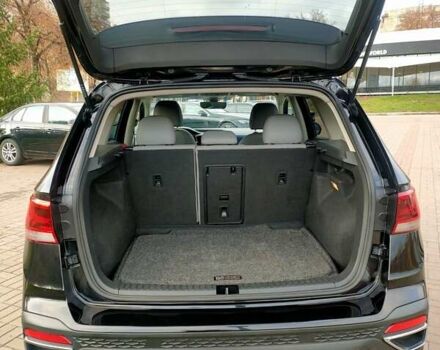 Черный Фольксваген Таос, объемом двигателя 1.5 л и пробегом 55 тыс. км за 20500 $, фото 25 на Automoto.ua