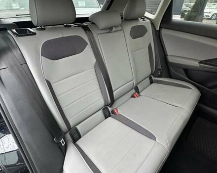 Черный Фольксваген Таос, объемом двигателя 1.5 л и пробегом 55 тыс. км за 19500 $, фото 20 на Automoto.ua