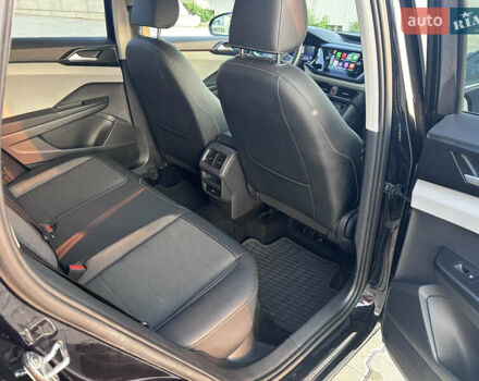 Черный Фольксваген Таос, объемом двигателя 1.5 л и пробегом 77 тыс. км за 18800 $, фото 59 на Automoto.ua