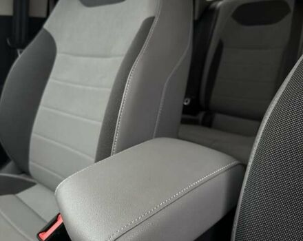 Черный Фольксваген Таос, объемом двигателя 1.5 л и пробегом 55 тыс. км за 19500 $, фото 41 на Automoto.ua