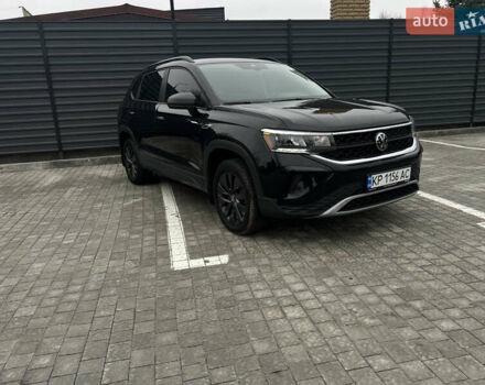 Черный Фольксваген Таос, объемом двигателя 1.5 л и пробегом 57 тыс. км за 22000 $, фото 2 на Automoto.ua