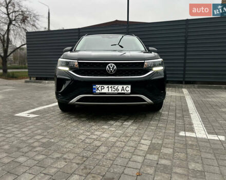 Черный Фольксваген Таос, объемом двигателя 1.5 л и пробегом 57 тыс. км за 22000 $, фото 1 на Automoto.ua
