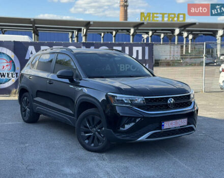 Чорний Фольксваген Таос, об'ємом двигуна 1.5 л та пробігом 12 тис. км за 20800 $, фото 4 на Automoto.ua