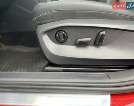 Червоний Фольксваген Таос, об'ємом двигуна 1.5 л та пробігом 92 тис. км за 19000 $, фото 9 на Automoto.ua