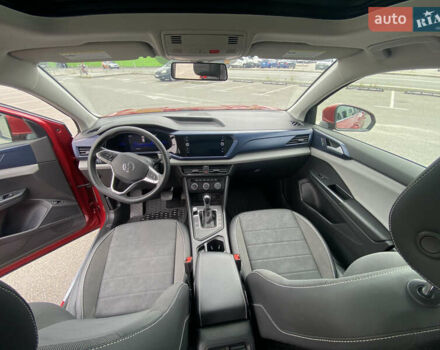 Червоний Фольксваген Таос, об'ємом двигуна 1.5 л та пробігом 92 тис. км за 19000 $, фото 16 на Automoto.ua