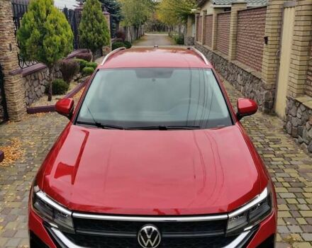 Красный Фольксваген Таос, объемом двигателя 1.5 л и пробегом 77 тыс. км за 19800 $, фото 9 на Automoto.ua