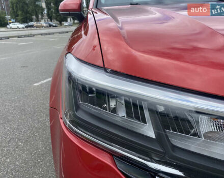 Червоний Фольксваген Таос, об'ємом двигуна 1.5 л та пробігом 92 тис. км за 19000 $, фото 23 на Automoto.ua