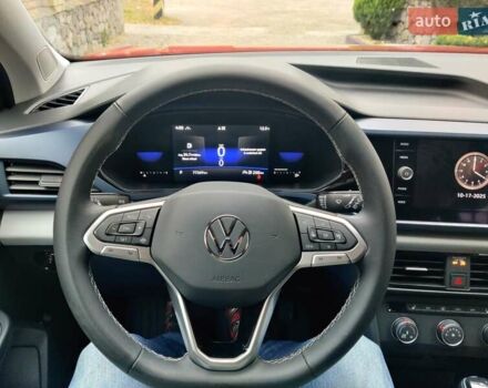 Красный Фольксваген Таос, объемом двигателя 1.5 л и пробегом 77 тыс. км за 19800 $, фото 3 на Automoto.ua