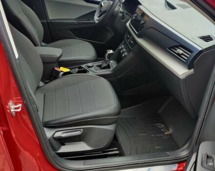 Красный Фольксваген Таос, объемом двигателя 1.5 л и пробегом 77 тыс. км за 19800 $, фото 10 на Automoto.ua