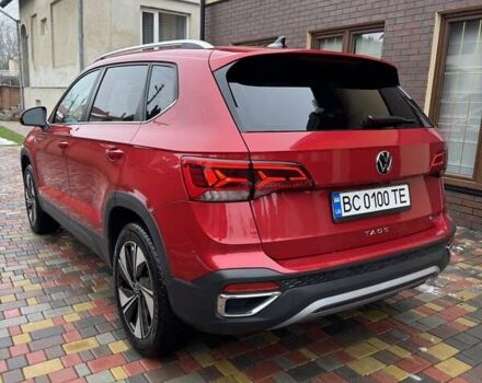 Красный Фольксваген Таос, объемом двигателя 1.5 л и пробегом 16 тыс. км за 25000 $, фото 4 на Automoto.ua