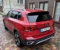 Красный Фольксваген Таос, объемом двигателя 1.5 л и пробегом 16 тыс. км за 25000 $, фото 5 на Automoto.ua